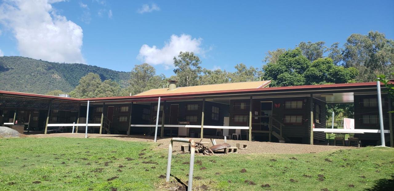 Christmas Creek Café&Cabins Lamington Exterior foto