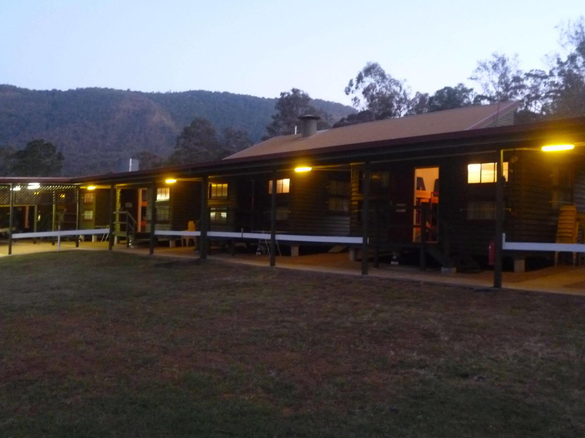 Christmas Creek Café&Cabins Lamington Exterior foto